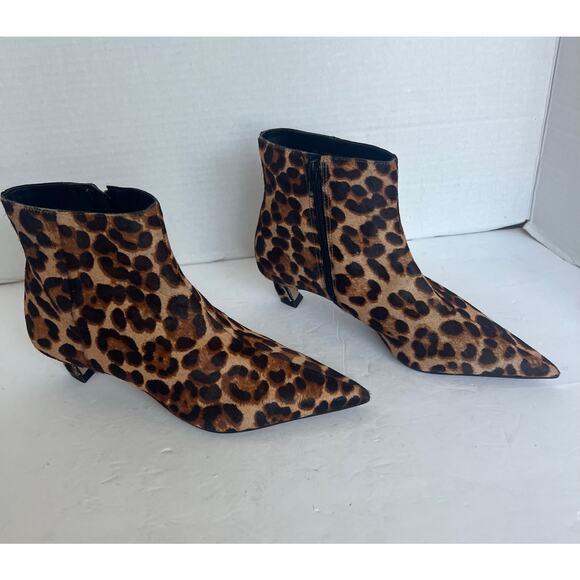 Gianni Bini Leopard Print Ankle Boots - Picture 2 of 12